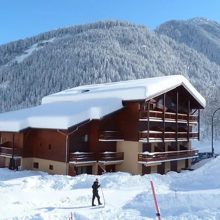 Charmant, Animaux Admis - 5 Pers. - Fr-1-886-15 * Arêches